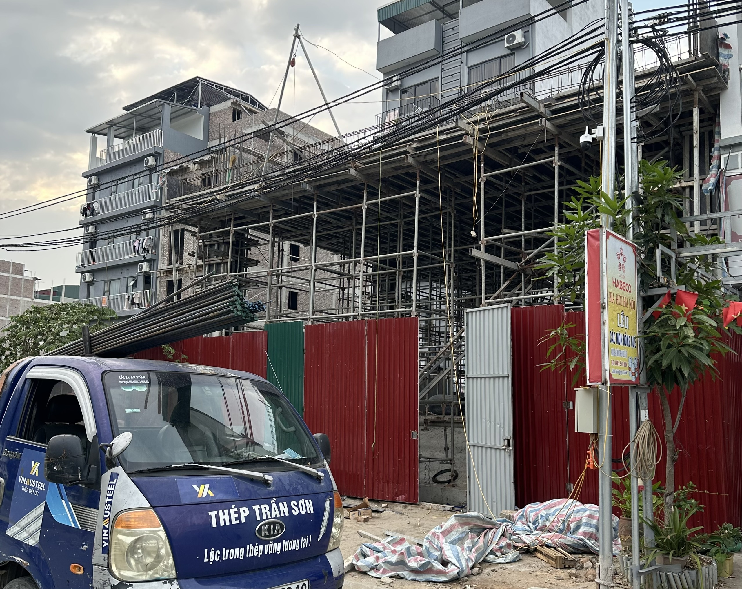 Thép Trần Sơn giao thép cây cho công trình tại Hà Nội